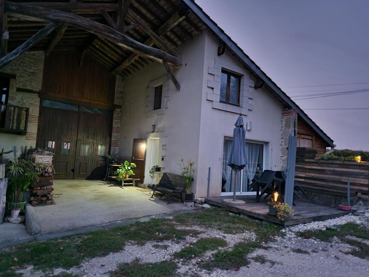 Loft Ravissant Avec Parking Gratuit Sur Place Ledat Екстер'єр фото